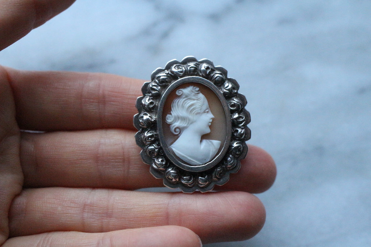 Antique 1920s Solid Silver Italian Hand Carved Genuine Shell Cameo Brooch/Pendant