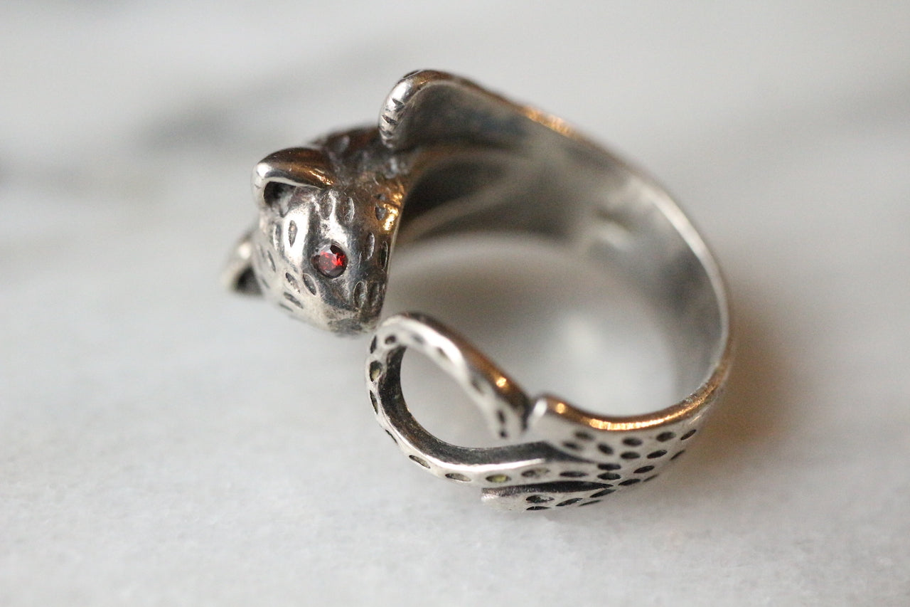 Vintage Sterling Silver Cat Ring with Rhinestones