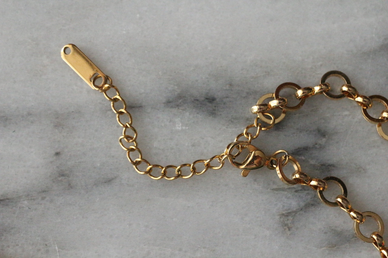 手工吹製 Ikat 玻璃珠和淡水珍珠流蘇吊飾的手工 18K 鍍金鍊條西瓜石英項鍊