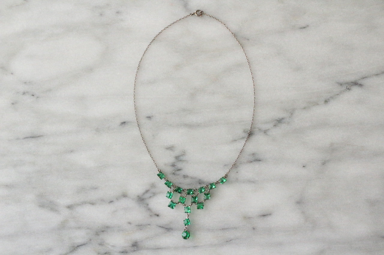 古董 1920 年代裝飾藝術風格里維埃拉祖母綠膏狀花彩項鍊