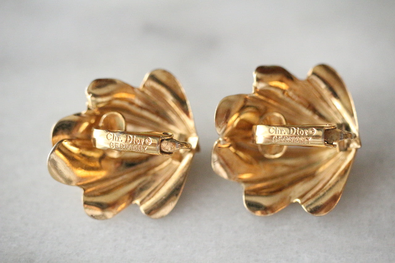 復古 1980 年代 Christian Dior 金色貝殼耳環