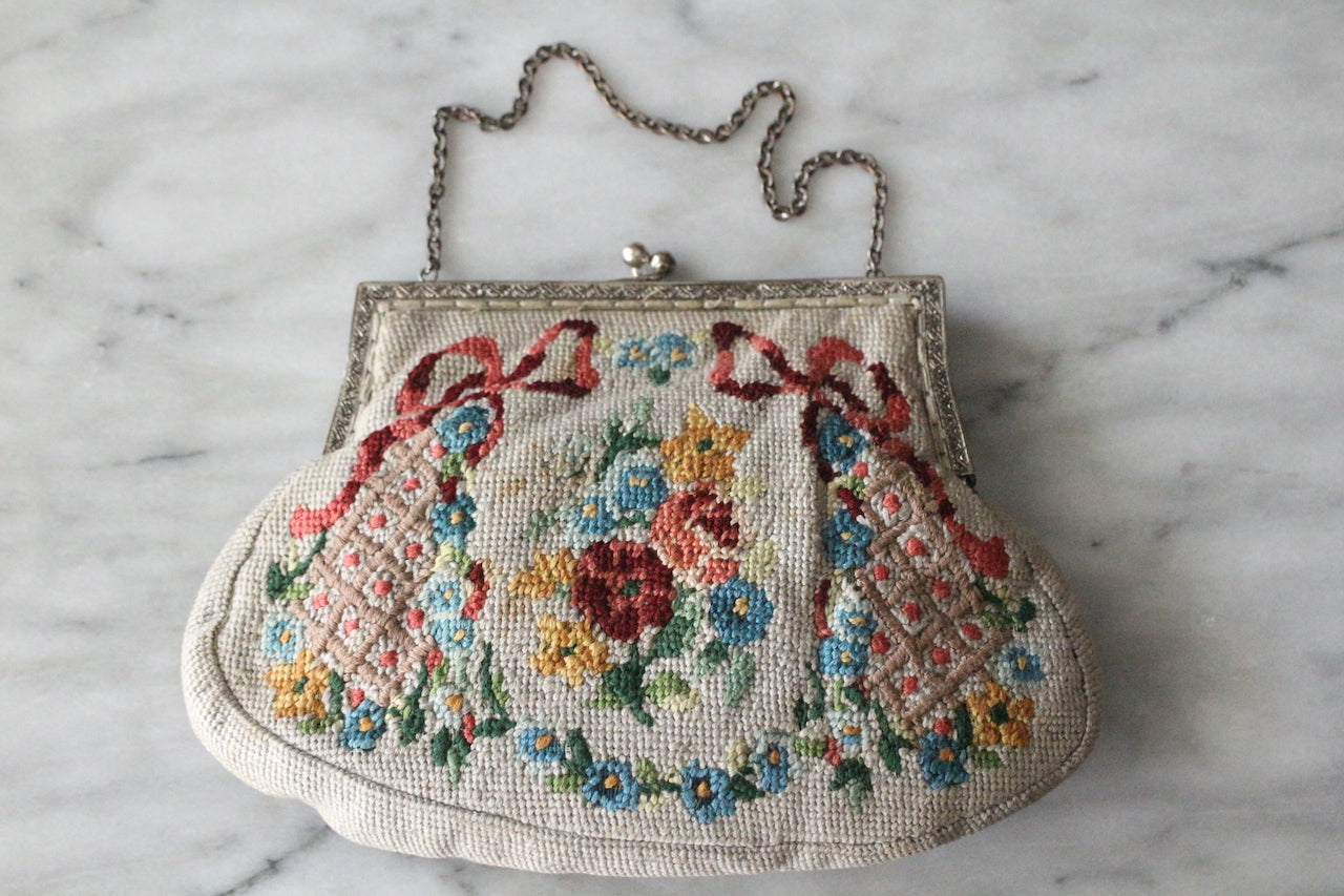 Vintage 1950s petit point tapestry handbag
