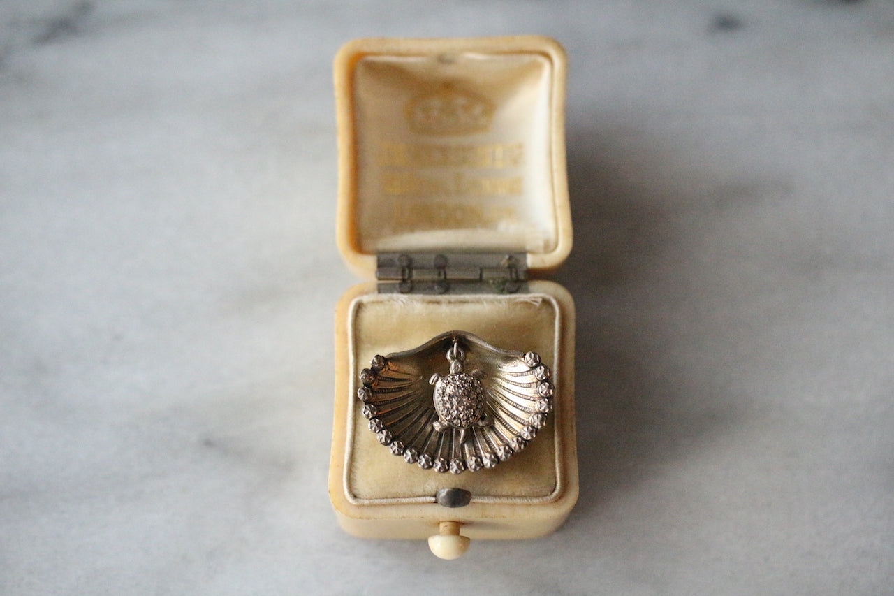 1910 年代古董龜殼鍍金純銀別針胸針